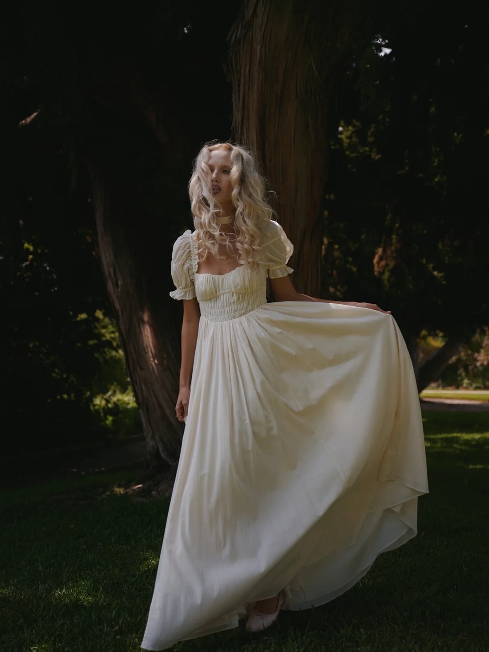 Selkie Vanilla Renfaire Gown - Picture 3 of 6